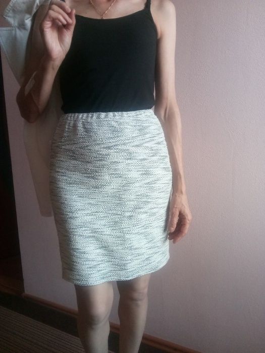 fustita tricot scurtă