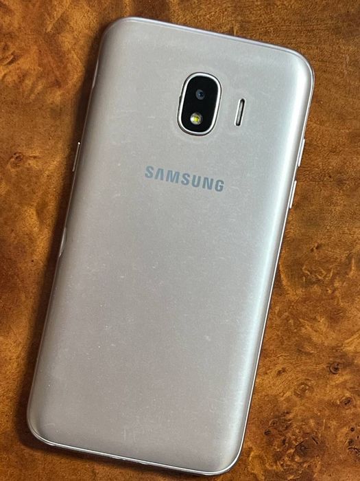 Продаётся samsung j2 2018