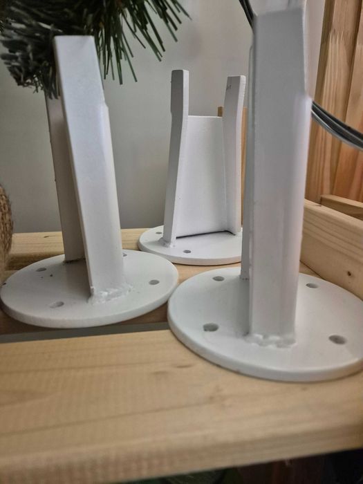 Крепление напольные для радиатор