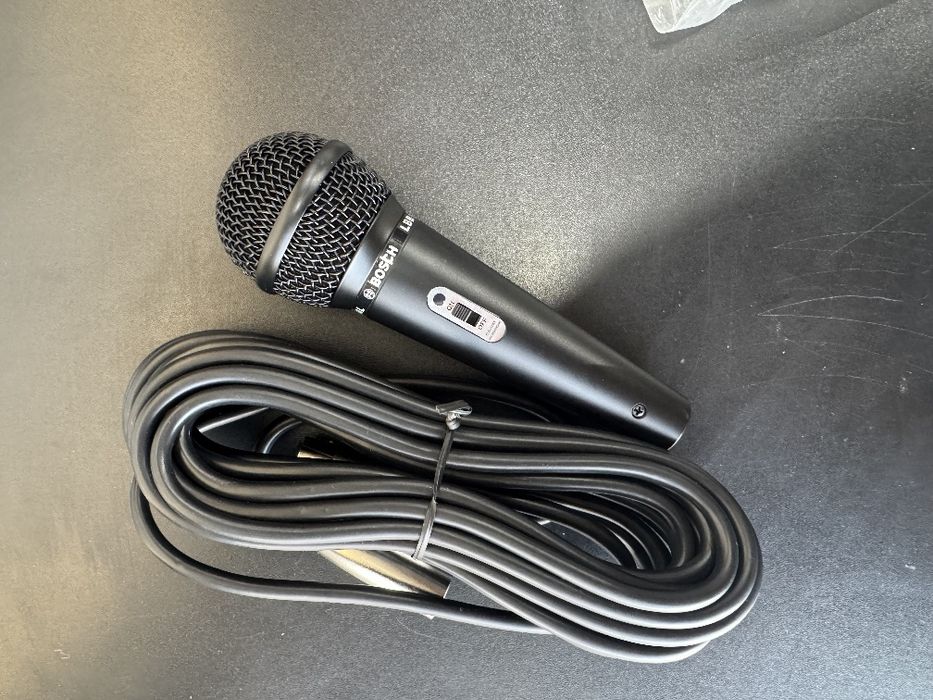Mikrofon BOSCH LBB9600/20 kabeli bilan