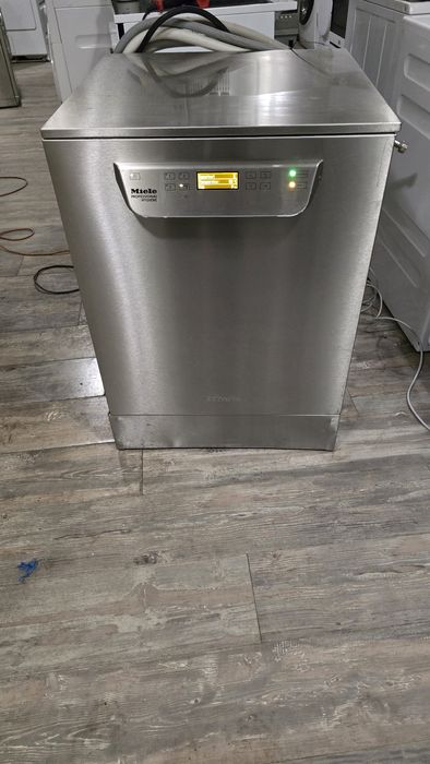 Съдомиялна Miele Professional