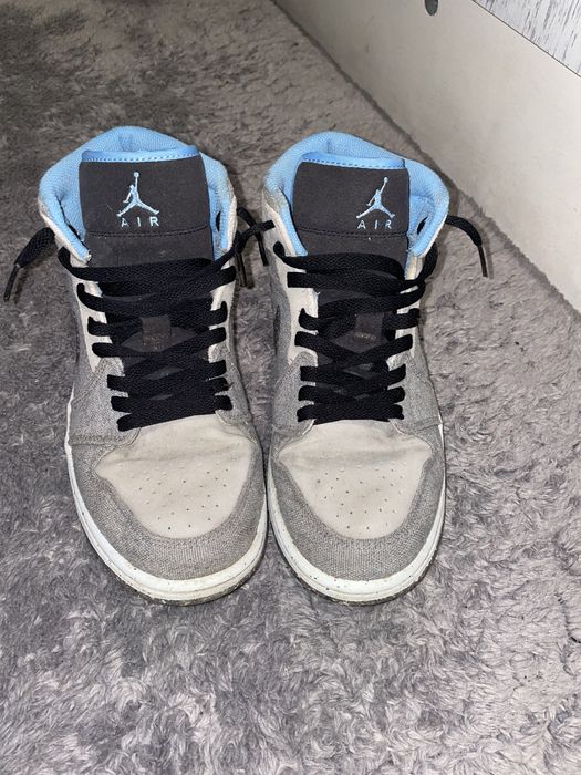 Air Jordan 1 Mid Crater University Blue