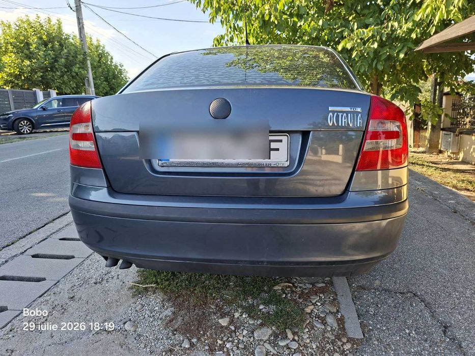 Autoturism Skoda Octavia 2
