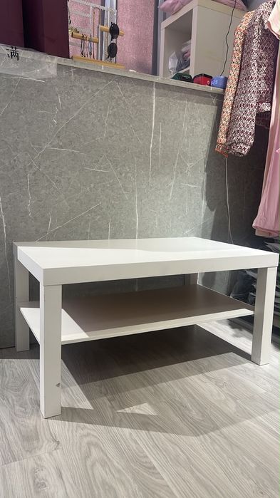 Прдам столик IKEA б/у