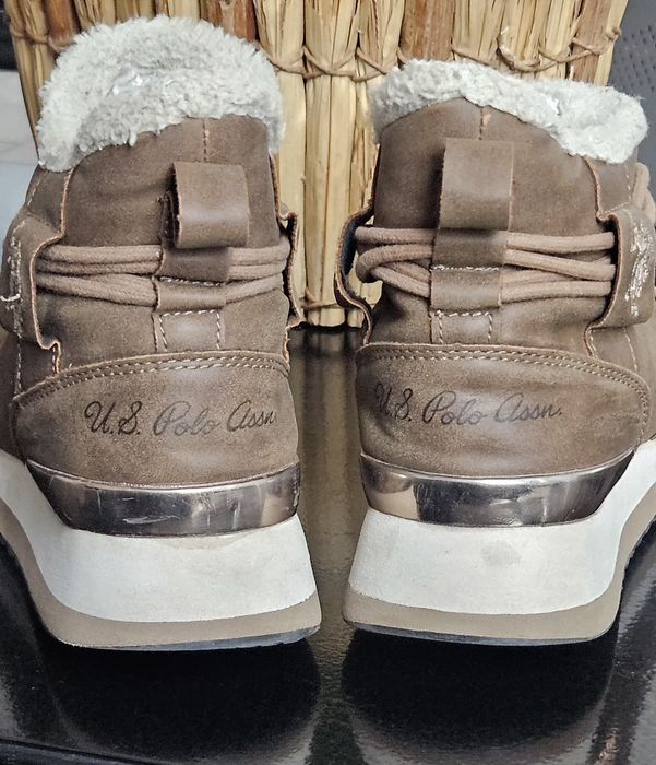 Боти от естествена кожа