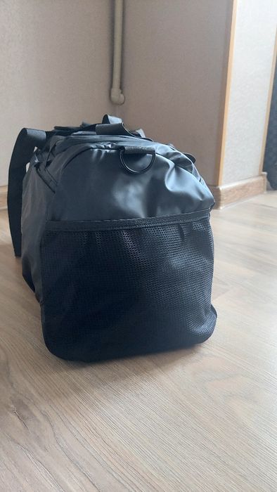 Продам дорожные сумки новые.