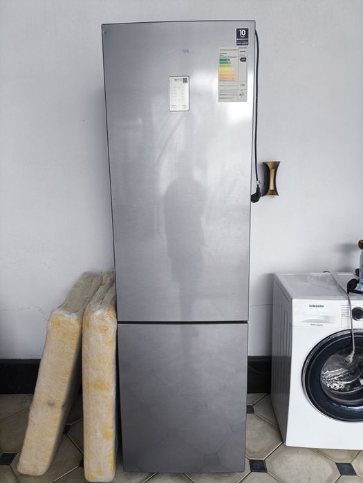 Отличном я Samsung RB37A5491SA