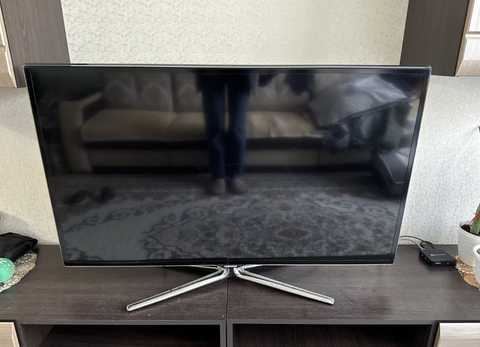 Samsung 106 см smart tv телевизор