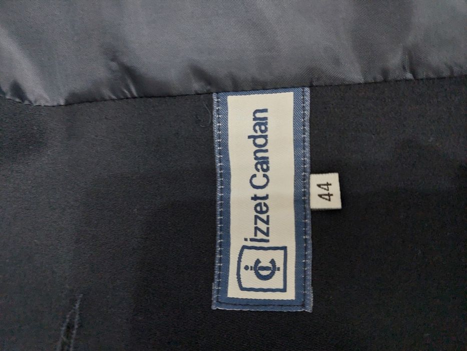 Продаётся костюм женский