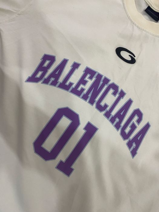 Tricou Balenciaga