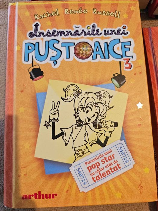 Insemnarile unei pustoaice - Povestirile unui pop star nu chiar atat de talentat