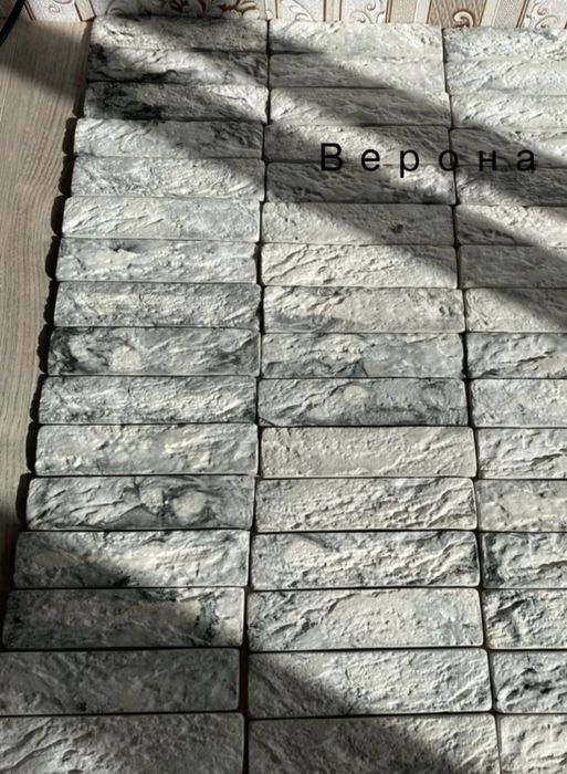 Продам декоративный кирпич и3D панели
