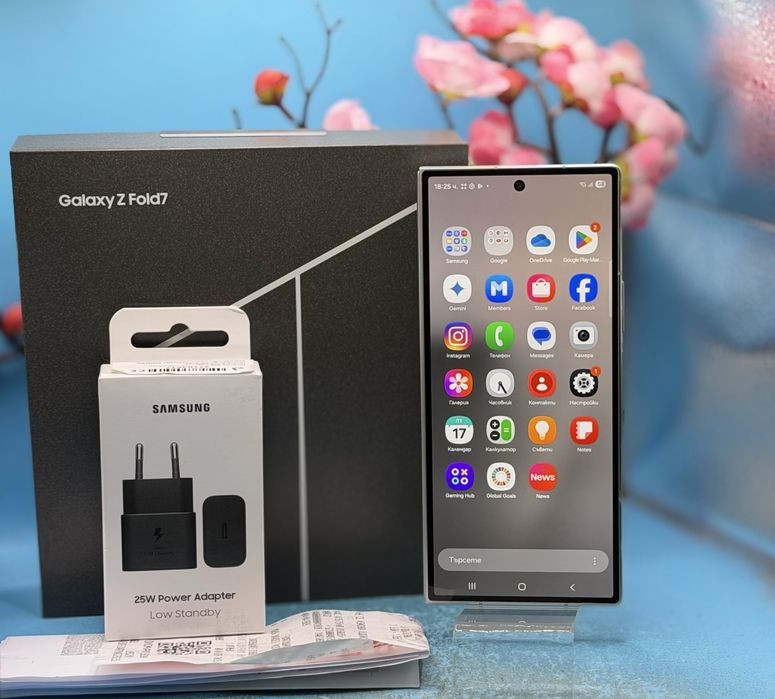 ГАРАНЦИОНЕН!!! Samsung Galaxy Z Fold7, 12GB RAM, 512GB, 5G, Silver Shadow + подарък адаптер