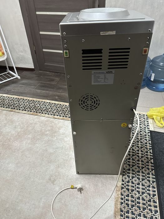 Деспенсер б/у   .