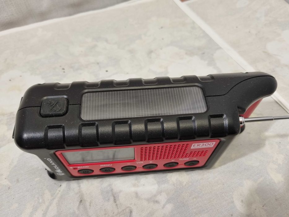 Boxa incarcare solara Midland ER300 Emergency radio portabil AM FM