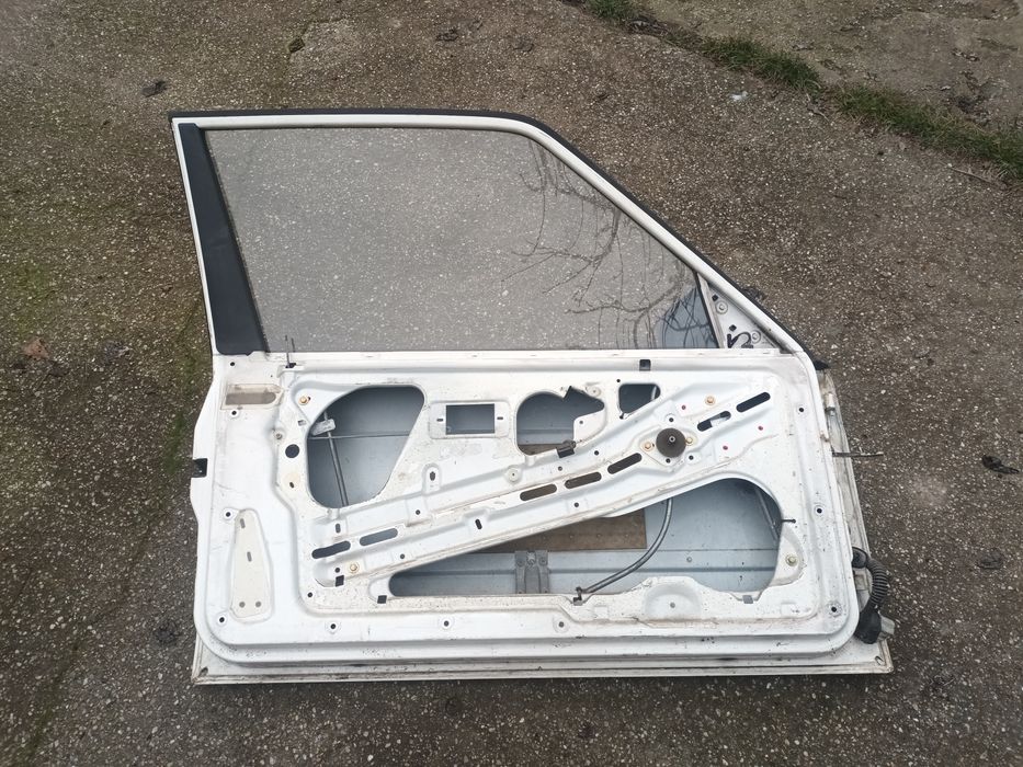Usa stanga dreapta bmw e30 ursulet