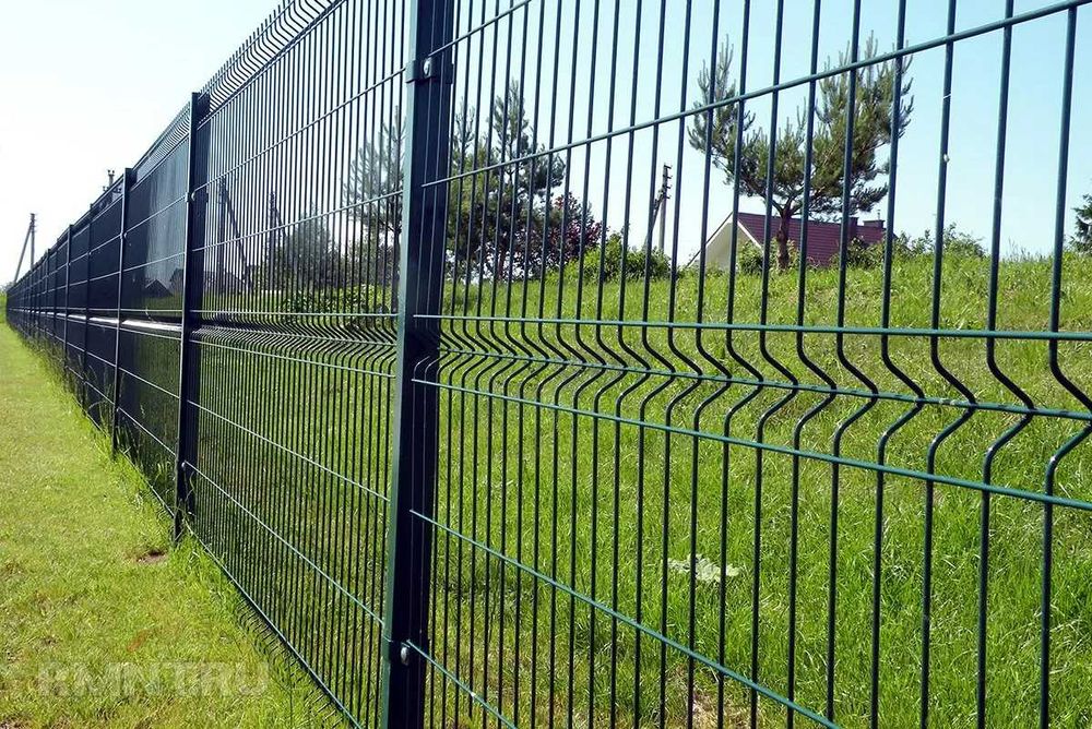 Garduri din plasa bordurata, tabla cutata si alte modele disponibile