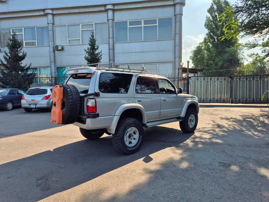 Toyota Hilux Surf 1996 г.