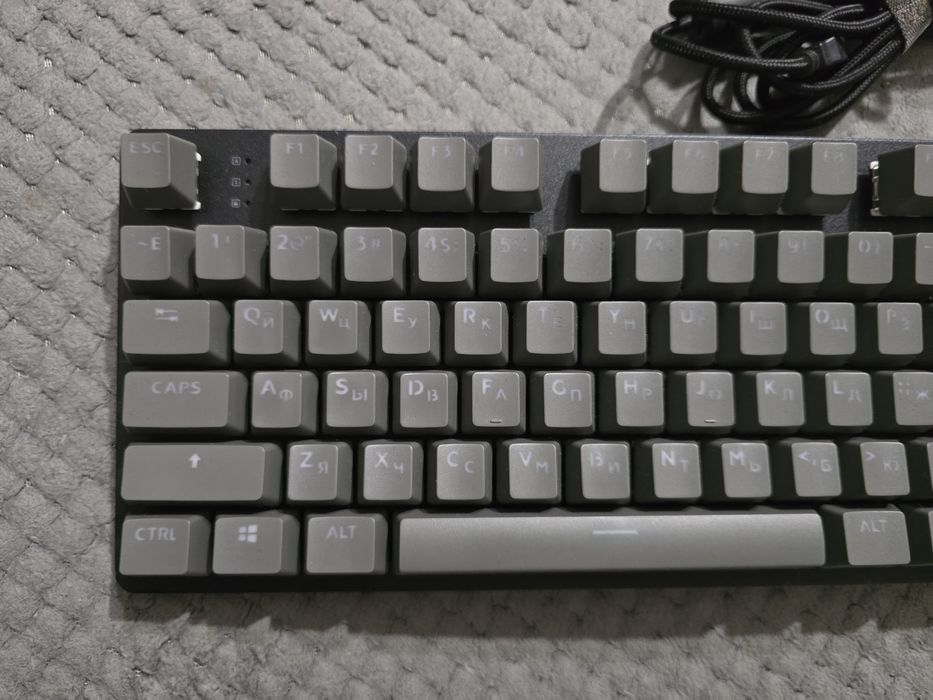 Продам клавиатуру Red Square keyrox tkl