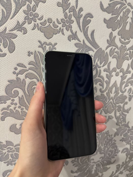11 Iphone, green