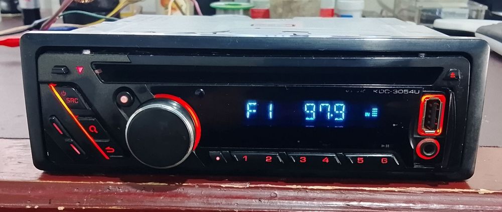 Kenwood kdc -3054u