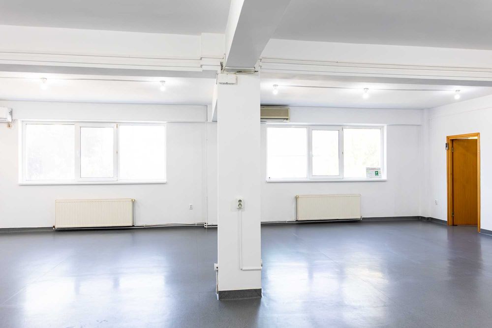 Spatiu birouri 140 mp - Parter casă - loc parcare, central