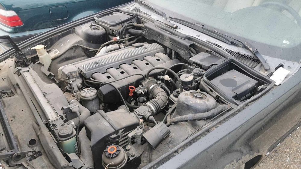 Vand bmw e34 520i
