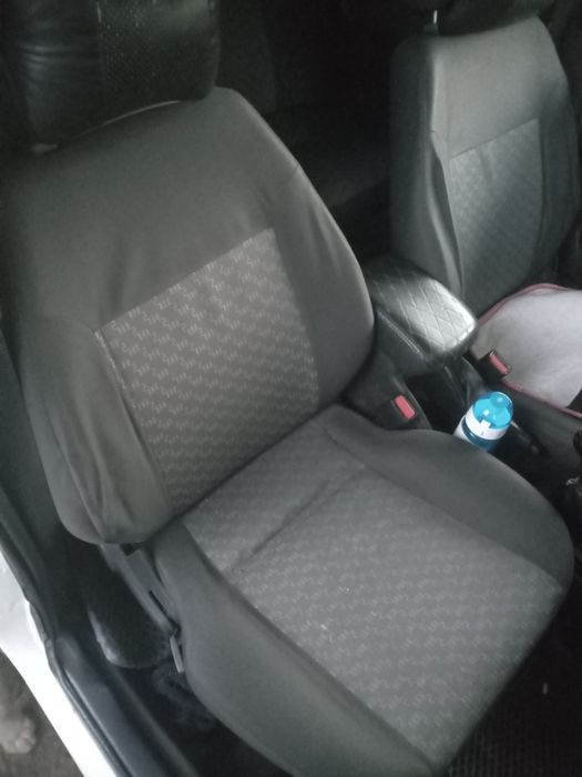 Сиденьия от нексия 2 . продается