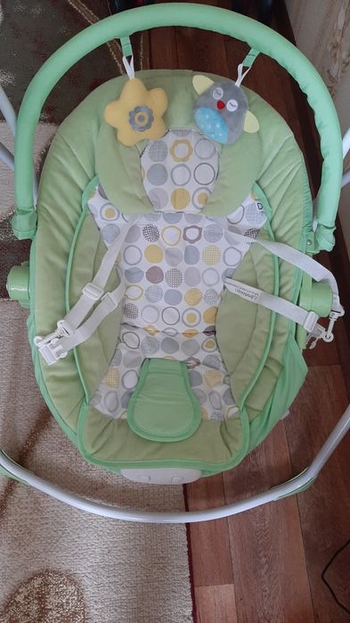 Деткая качеля,шезлонг