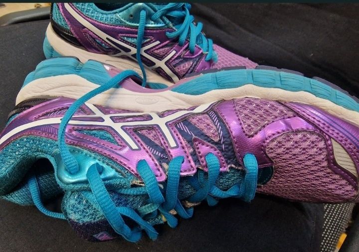 Asics Gel Evate 2 номер 38.5