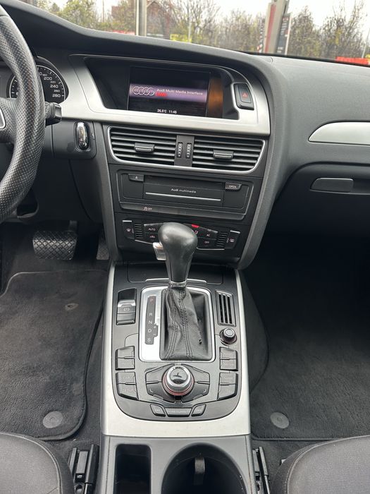 Audi A4 B8 2011/AUTOMAT/Navigatie/240.000km