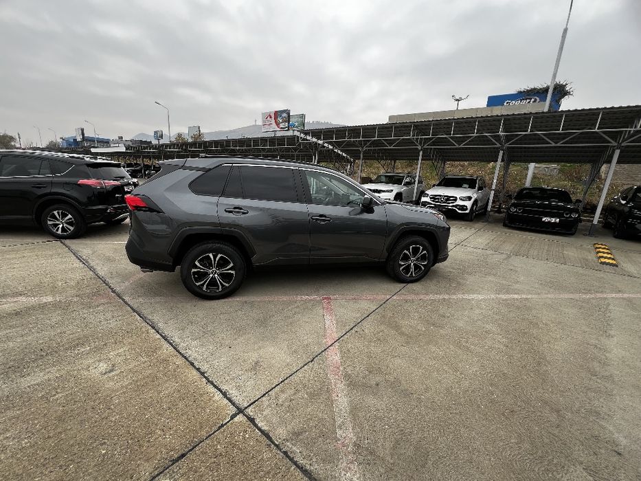 Продается Тойота РАВ 4.