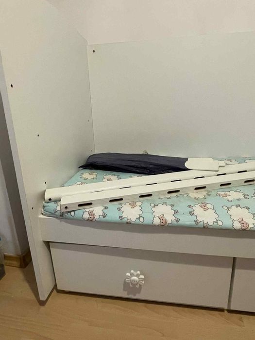 Бебешко легло-люлка с подвижна решетка