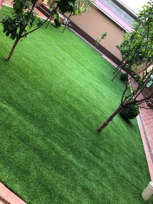 . искуственные газоны , искуственное озеленение.всех видов