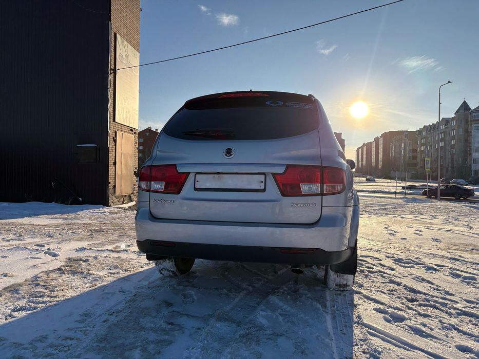 Продам машину SsangYong Kyron