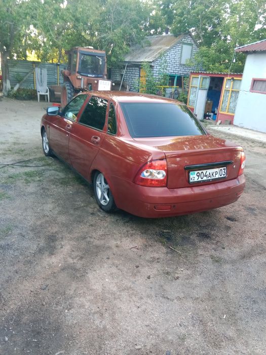 Продам приору   ..