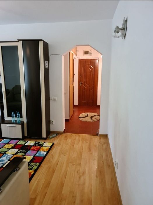 Apartament 3 camere de închiriat - locație
excelentă în zona Nordic!
