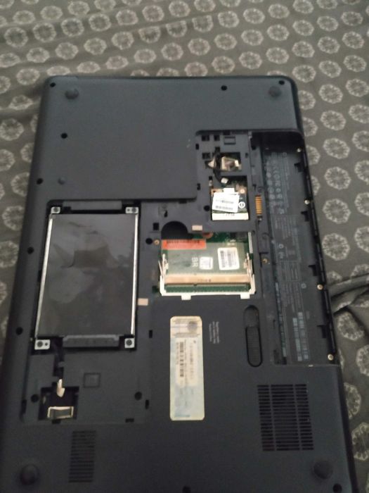 Laptop , Лаптоп за части или работа HP Notebook 2000-219DX