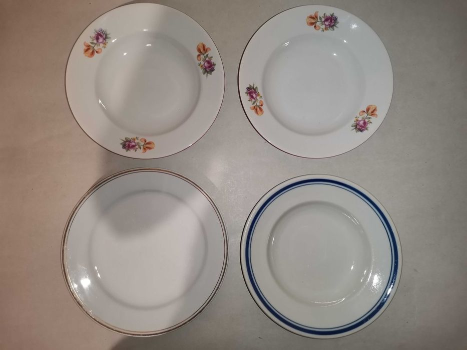 16 стари български порцеланови чинии