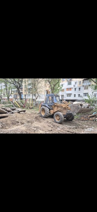 Buldoexcavator de inchiriat