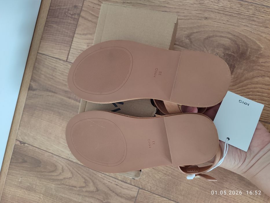 Нови MANGO детски сандали, 31 и 33 номер