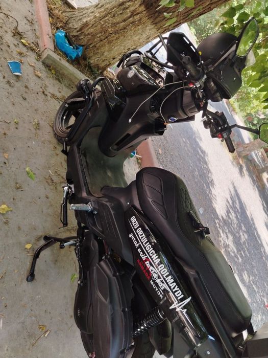 Skutr tank edial yangi