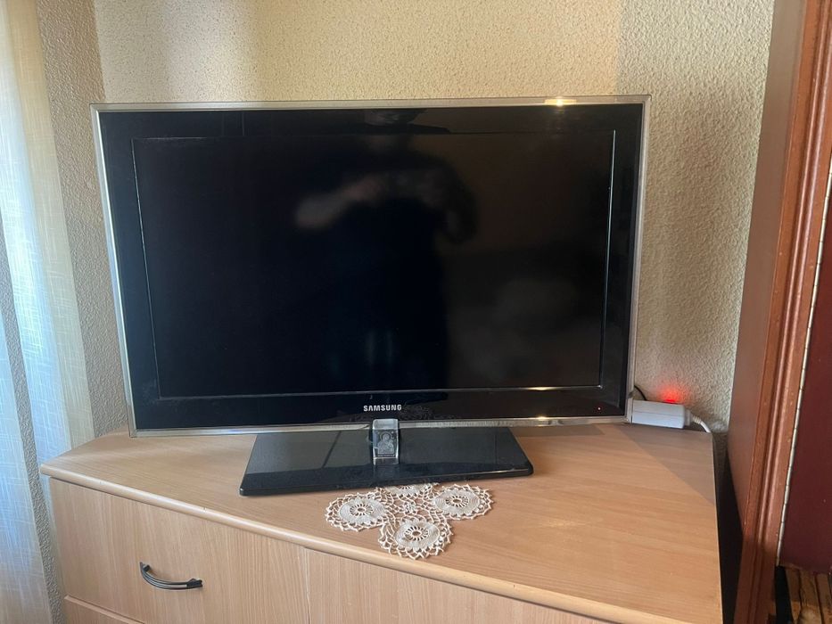 Vand televizor Samsung diagonala 108 cm
