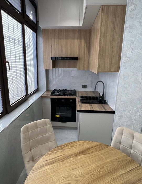 Yakasaroy  kvartira arendaga beriladi