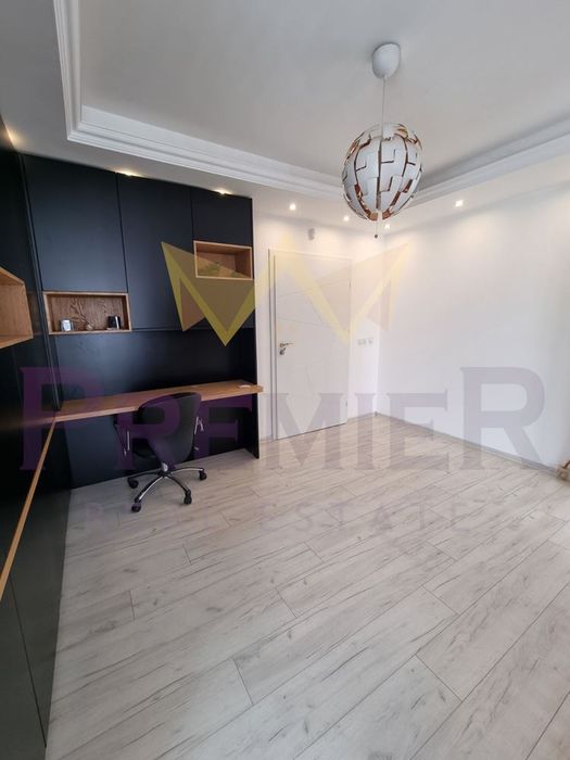 Продава се Тристаен апартамент в София, Полигона - 384 кв.м за 1040 €/кв.м - Снимка #6