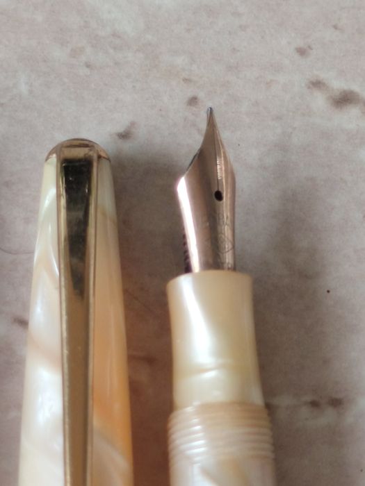 Set vintage Stilou și  creion VERBANA EXTRA Celuloid Pearl / Sidef, Peniță Aur 14K