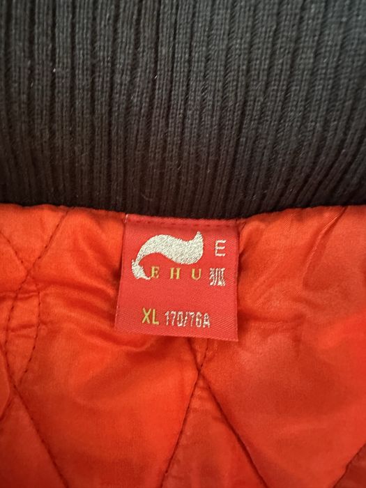 Куртка зимняядля девочек. Красная с капещоном.