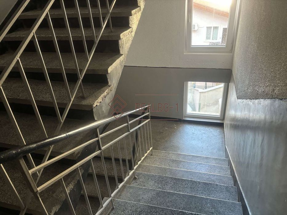 Продава се Двустаен апартамент в Варна, Операта - 76 кв.м за 2040 €/кв.м - Снимка #10