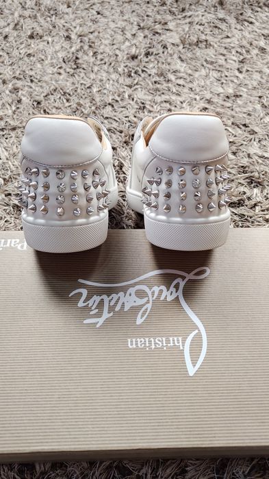 Adidași Christina Louboutin Spike Albi