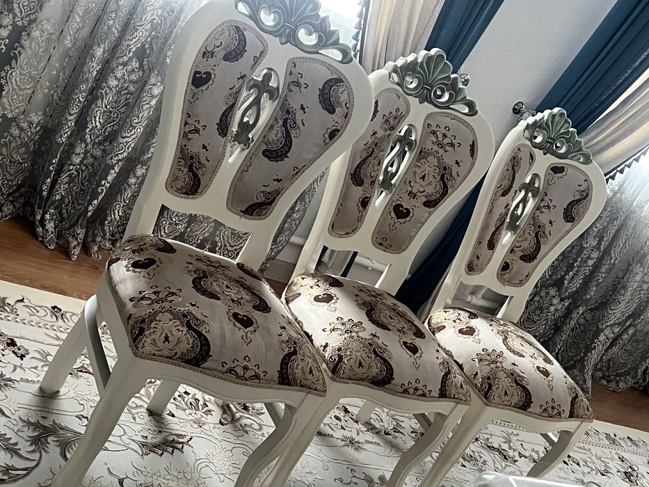 Стулья  хороший состояни